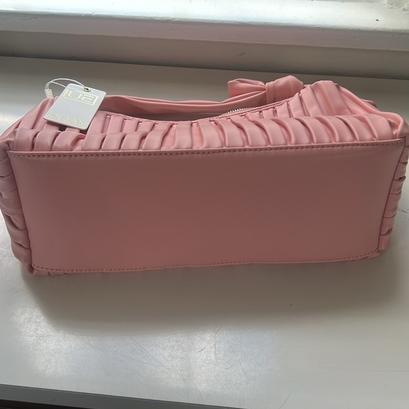 Urban Expressions pink pleated purse cross body chain vegan leather - Picture 5 of 5